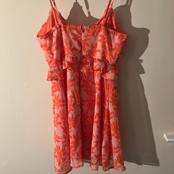 Floral Mini dress - Picture 3 of 3